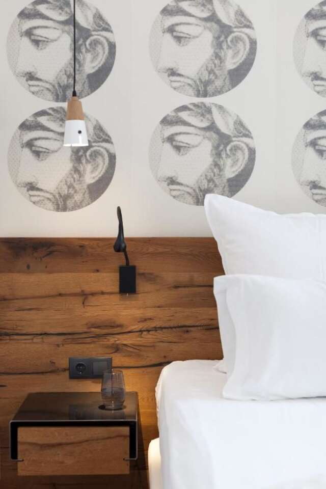 Отель Shota @ Rustaveli Boutique Hotel Тбилиси-12