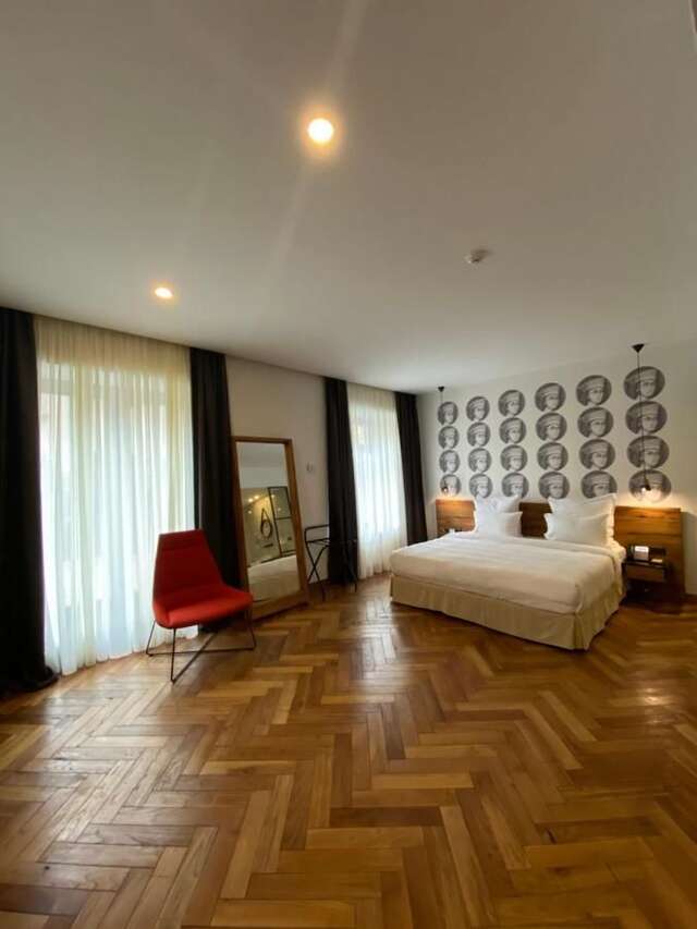 Отель Shota @ Rustaveli Boutique Hotel Тбилиси-21