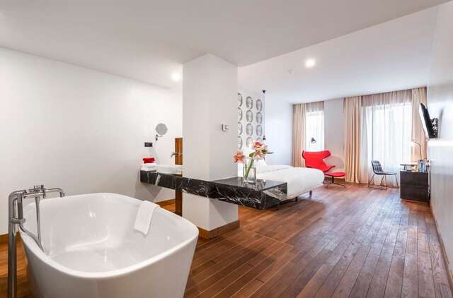 Отель Shota @ Rustaveli Boutique Hotel Тбилиси-30